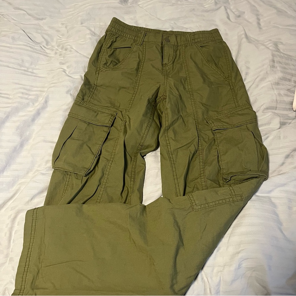 h&m khaki cargo pants